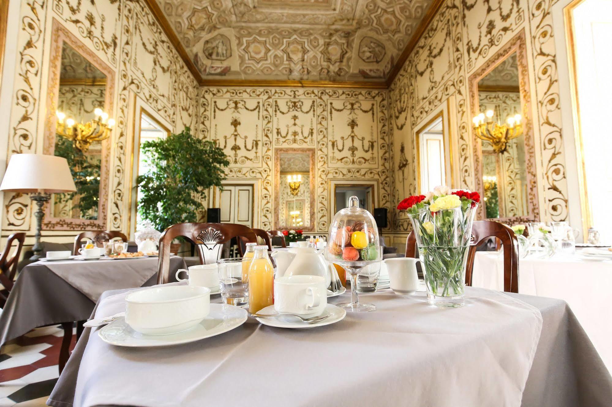 ホテル Palazzo Riario Sforza ナポリ エクステリア 写真