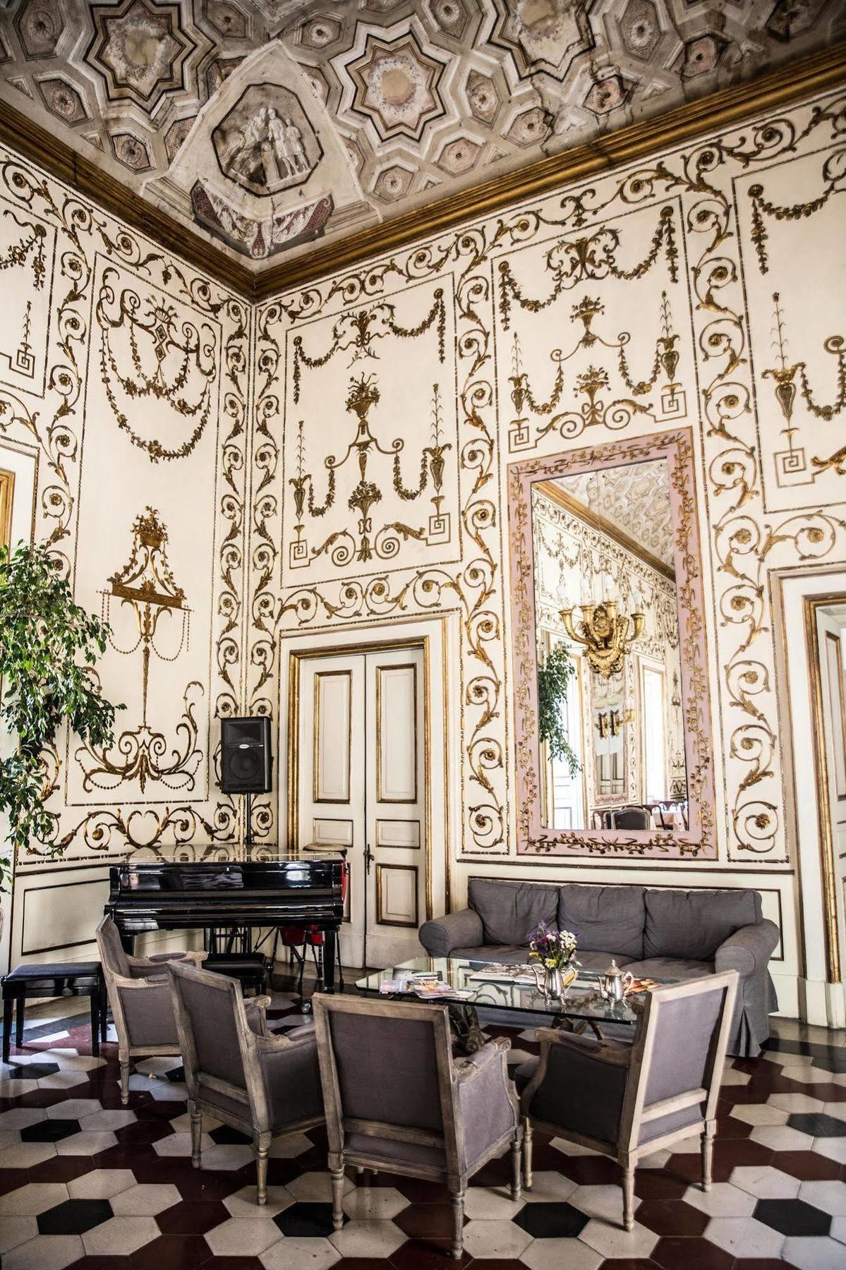 ホテル Palazzo Riario Sforza ナポリ エクステリア 写真